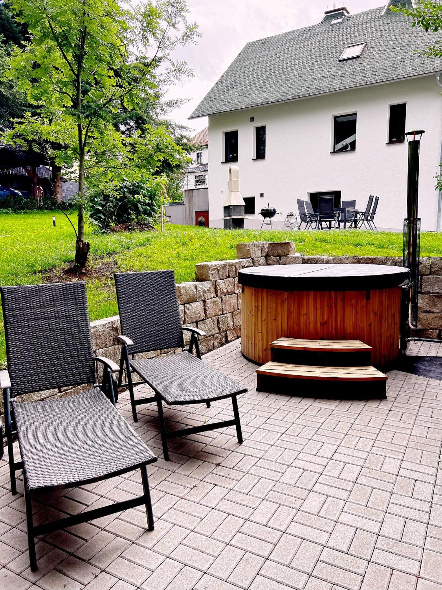 Wellness Am Morgengau Mit Whirlpool Und Sauna Rotterode Esterno foto